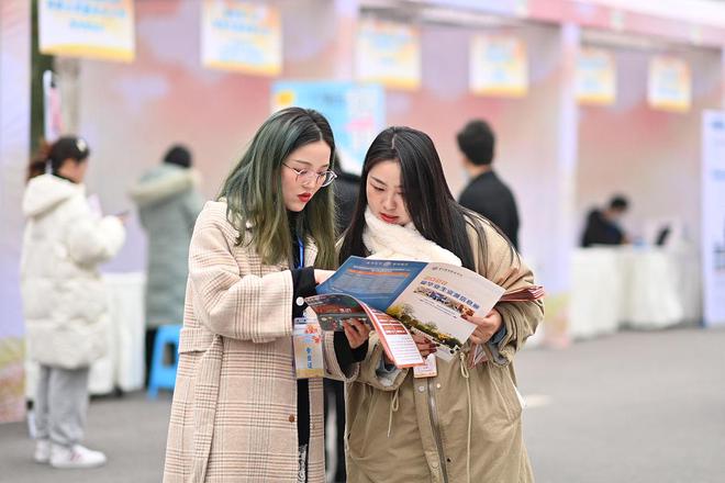 张雪峰推荐:5个“最吸金”的本科专业毕业能拿高薪Kaiyun 开云体育(图3) 张雪峰推荐:5个“最吸金”的本科专业毕业能拿高薪Kaiyun 开云体育(图3)